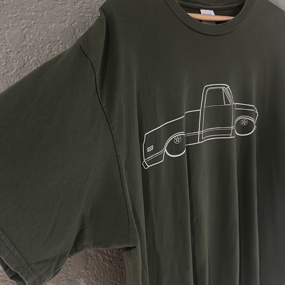 Lowered Chevy truck green T-shirt - Picture 2 of 6